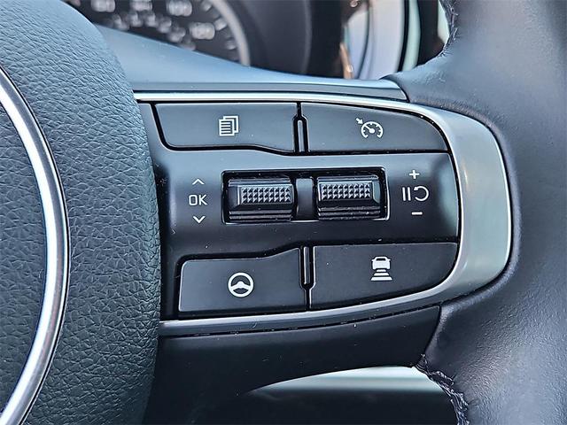 Photo of 2022 Wolf Gray Kia K5