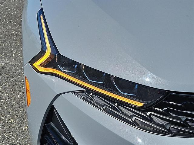 Photo of 2022 Wolf Gray Kia K5
