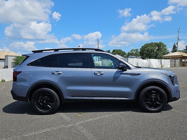 Photo of 2024 Everlasting Silver Kia Sorento