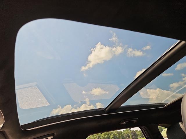 Photo of 2024 Everlasting Silver Kia Sorento