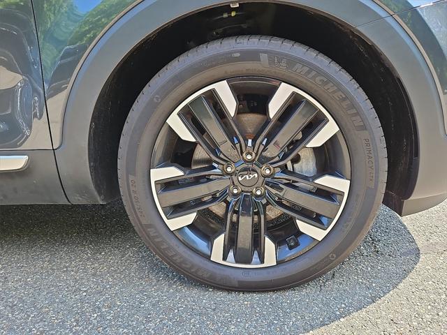 Photo of 2024 Gravity Gray Kia Telluride