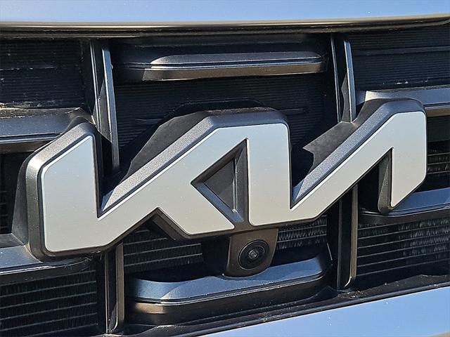 Photo of 2024 Gravity Gray Kia Telluride
