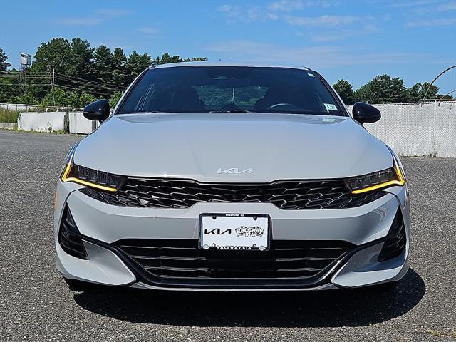 Photo of 2022 Wolf Gray Kia K5
