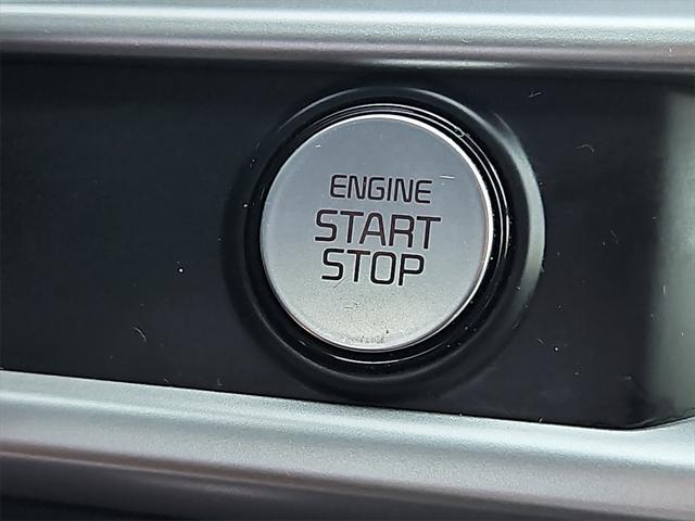 Photo of 2022 Wolf Gray Kia K5