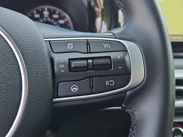 Photo of 2022 Wolf Gray Kia K5