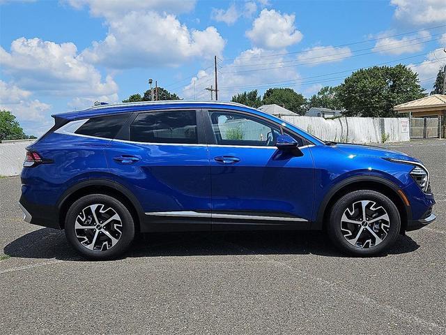 Photo of 2025 Sapphire Blue Kia Sportage