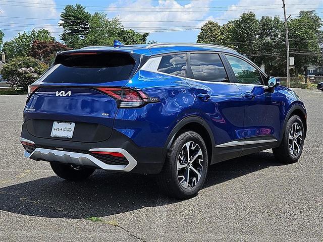 Photo of 2025 Sapphire Blue Kia Sportage
