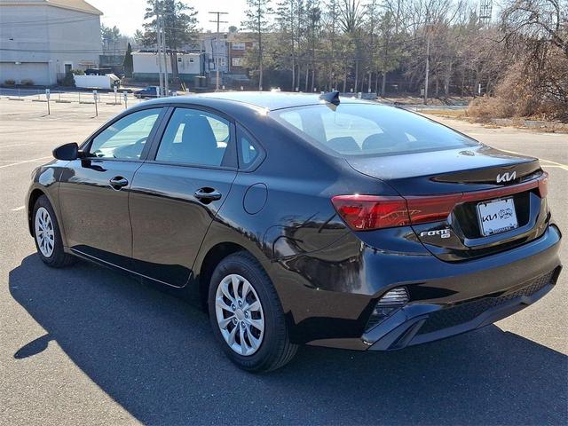 Photo of 2024 Aurora Black Kia Forte