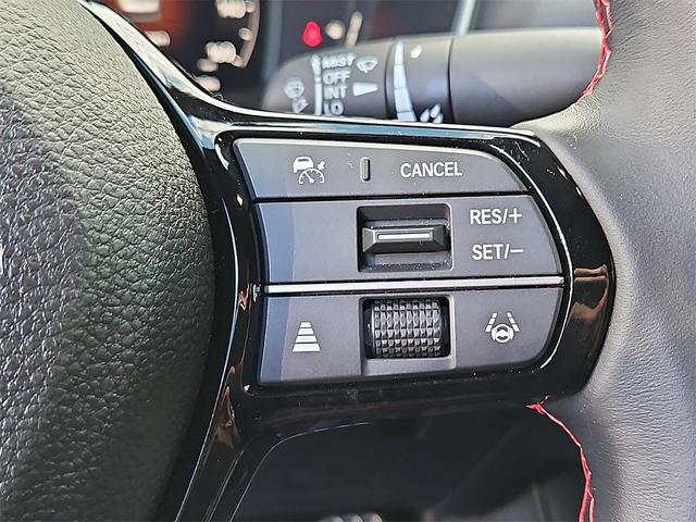 Photo of 2025 Platinum White Pearl Honda Civic Si