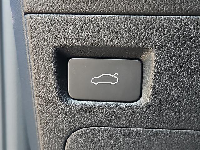 Photo of 2025 Yacht Blue Kia K5