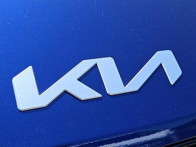 Photo of 2025 Yacht Blue Kia K5