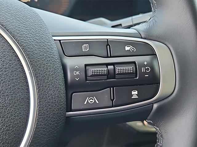 Photo of 2025 Yacht Blue Kia K5