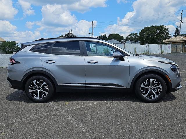 Photo of 2025 Steel Gray Kia Sportage