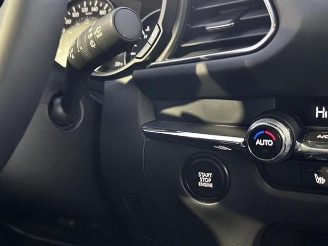 Photo of 2025 Snowflake White Pearl Mica Mazda CX-30