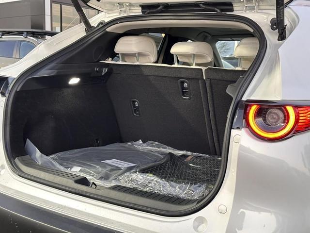 Photo of 2025 Snowflake White Pearl Mica Mazda CX-30