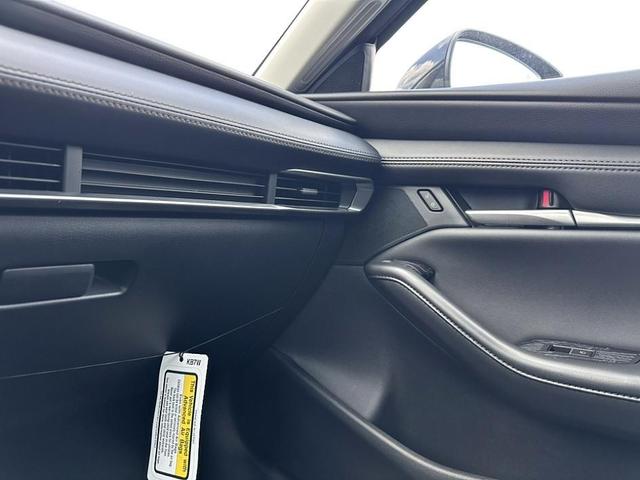 Photo of 2025 Machine Gray Metallic Mazda Mazda3