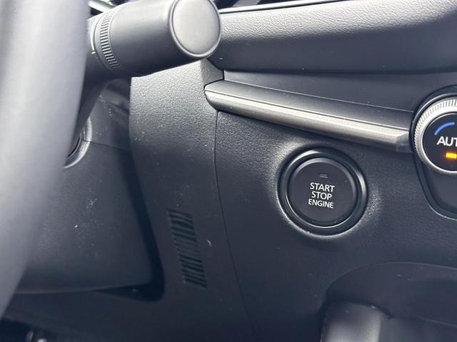 Photo of 2025 Machine Gray Metallic Mazda Mazda3