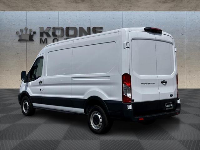 Photo of 2023 Oxford White Ford Transit-250