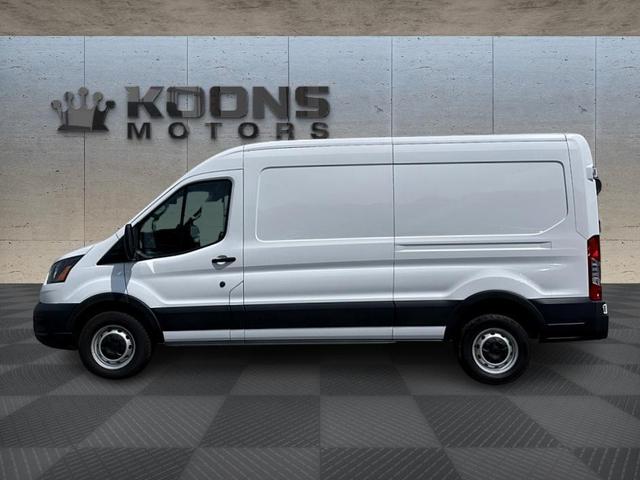 Photo of 2023 Oxford White Ford Transit-250