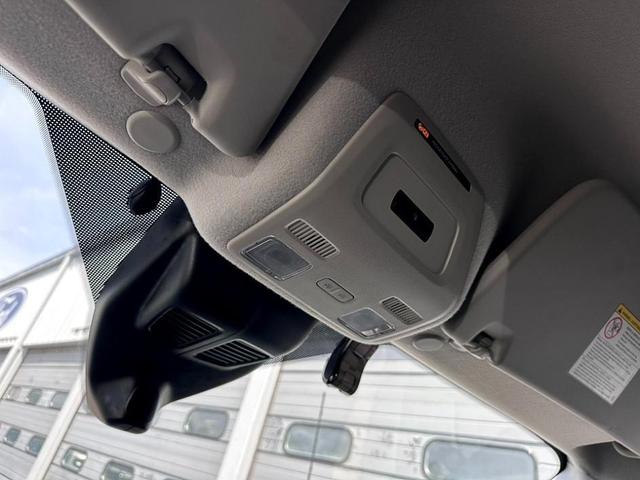 Photo of 2023 Oxford White Ford Transit-250