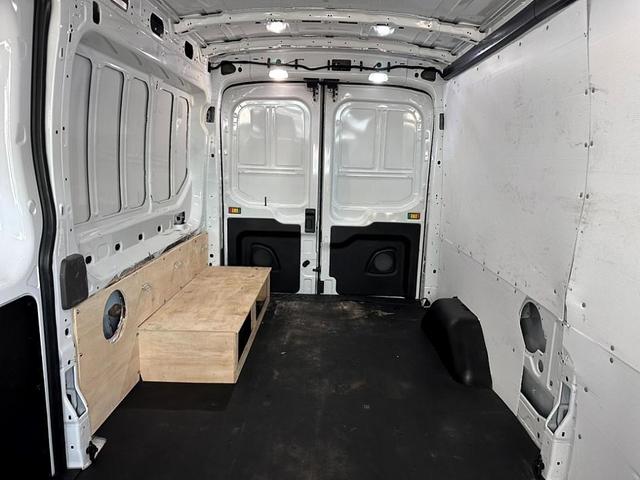 Photo of 2023 Oxford White Ford Transit-250
