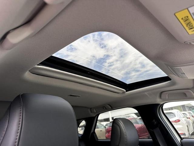 Photo of 2025 Snowflake White Pearl Mazda CX-30