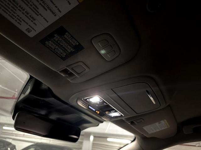 Photo of 2025 White Lincoln Corsair