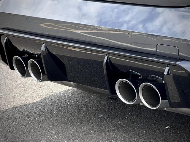 Photo of 2024 Dravit Gray Metallic BMW M3