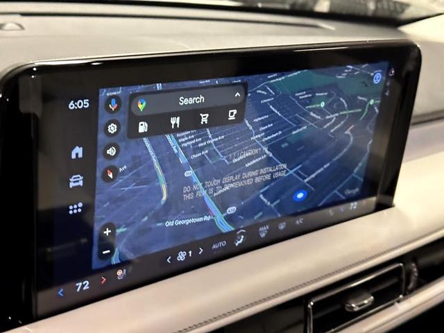 Photo of 2025 White Metallic Lincoln Aviator