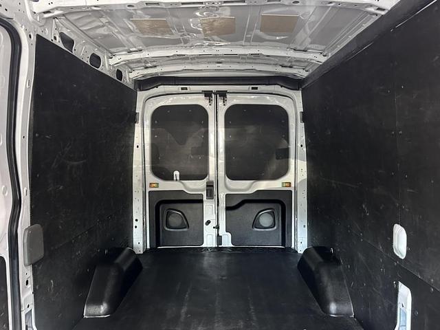 Photo of 2023 Oxford White Ford Transit-250