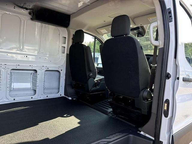 Photo of 2024 Oxford White Ford Transit-150