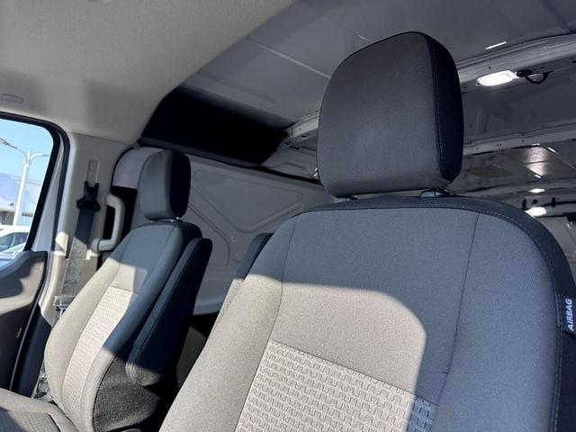 Photo of 2024 Oxford White Ford Transit-150