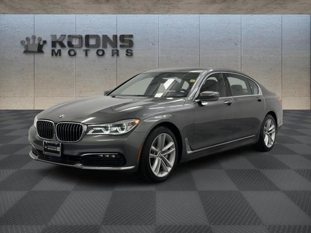 2017 BMW 750