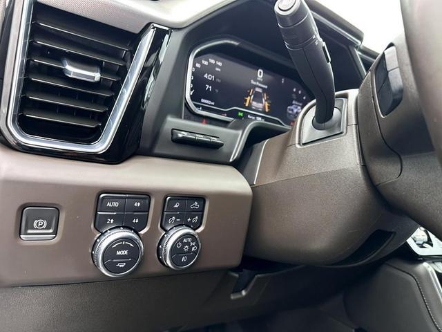 Photo of 2024 Summit White GMC Sierra 3500
