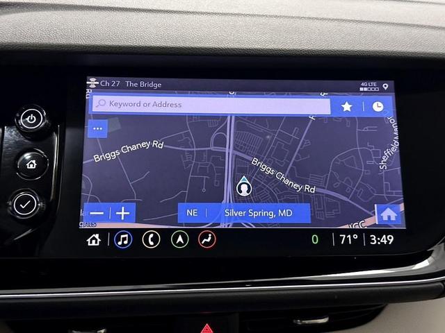 Photo of 2021 Summit White Buick Envision
