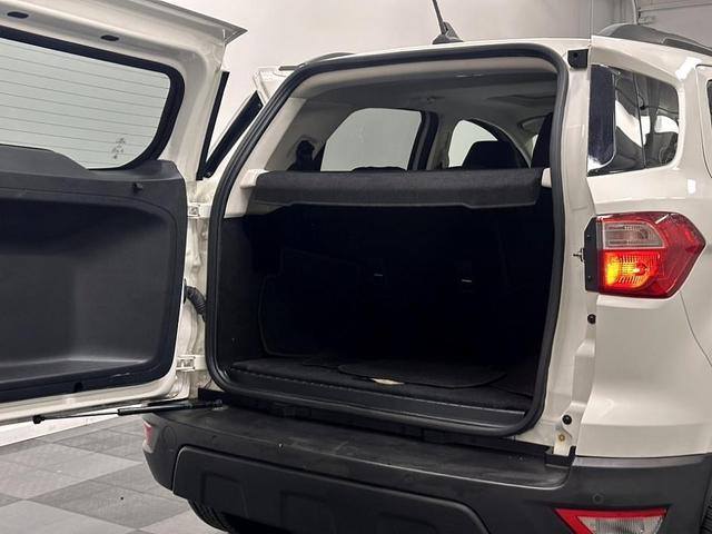 Photo of 2020 Diamond White Ford EcoSport