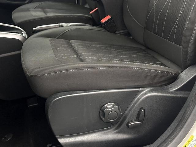 Photo of 2020 Diamond White Ford EcoSport
