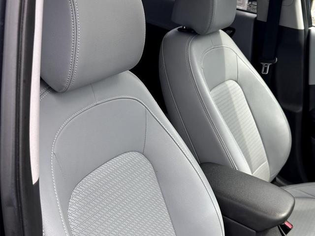 Photo of 2019 Thunder Gray Hyundai KONA