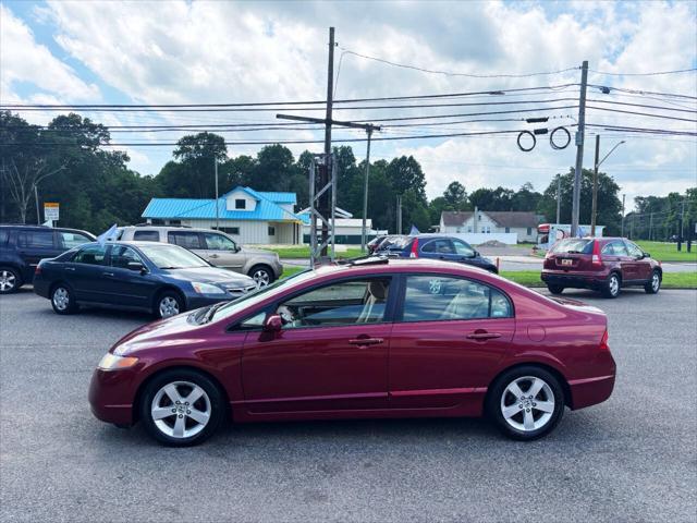 Photo of 2006 Red Honda Civic