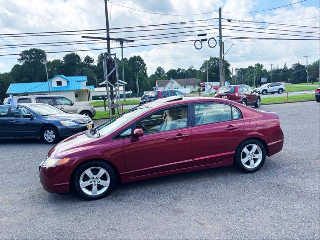 Photo of 2006 Red Honda Civic