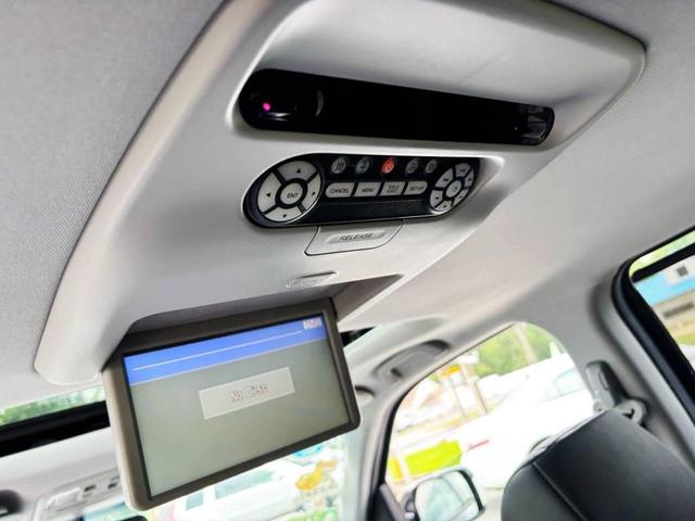 Photo of 2012 Black Honda Pilot