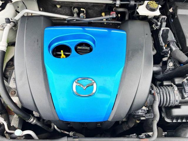Photo of 2012 White Mazda Mazda3