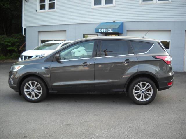Photo of 2017 Magnetic Ford Escape