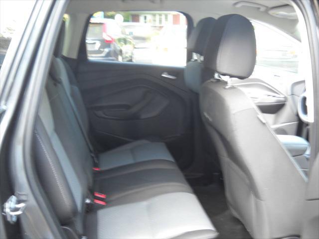 Photo of 2017 Magnetic Ford Escape
