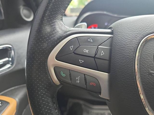 Photo of 2016 Brilliant Black Crystal Pearlcoat Dodge Durango