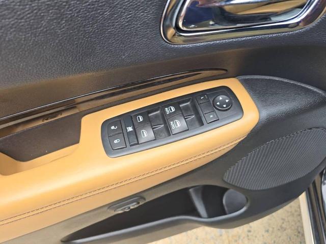 Photo of 2016 Brilliant Black Crystal Pearlcoat Dodge Durango