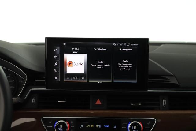 Photo of 2022 Glacier White Metallic Audi A4