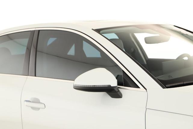 Photo of 2022 Glacier White Metallic Audi A4