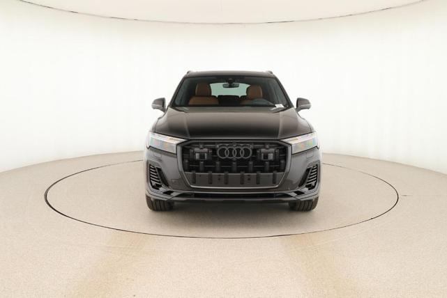 Photo of 2025 Mythos Black Metallic Audi Q7