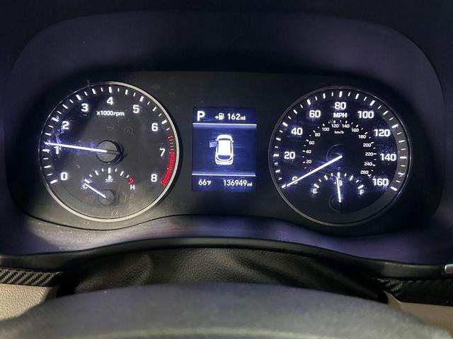 Photo of 2019 Dazzling White Hyundai TUCSON